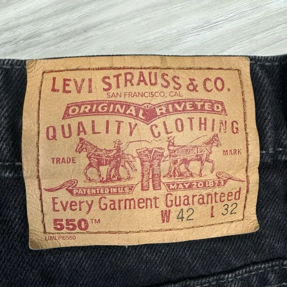 Levis tagged 42